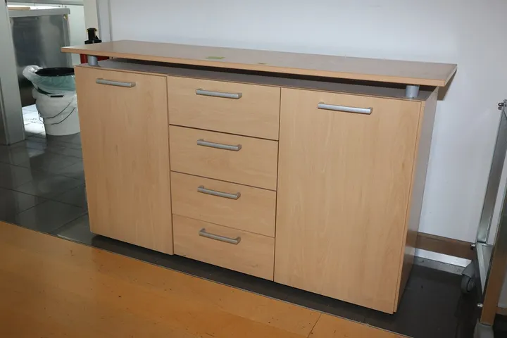 1 x Büroschrank Maße: 150 x 40 x 85 cm
